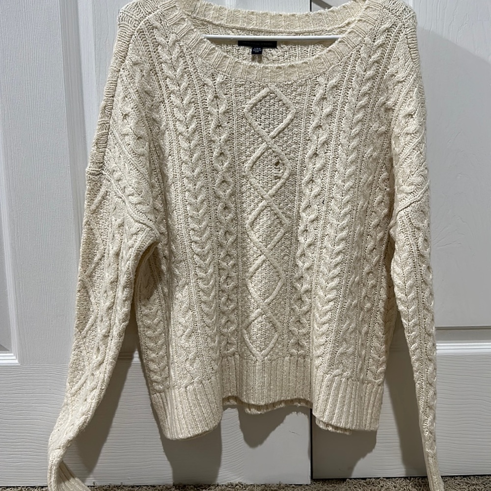 American Eagle cable knit sweater.